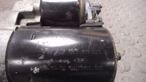 Foto: ANLASSER / STARTER ( BOSCH ) eines VW Polo 1.2