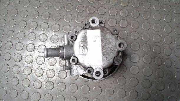 Foto: PUMPE SERVOLENKUNG/ SERVOPUMPE eines Peugeot Expert L1H1