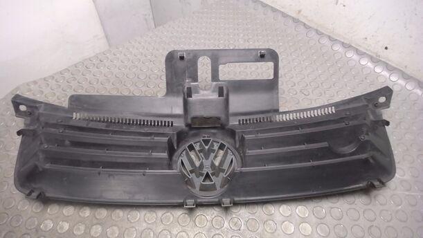 Foto: KÜHLERGRILL eines VW Polo 1.2