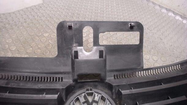 Foto: KÜHLERGRILL eines VW Polo 1.2