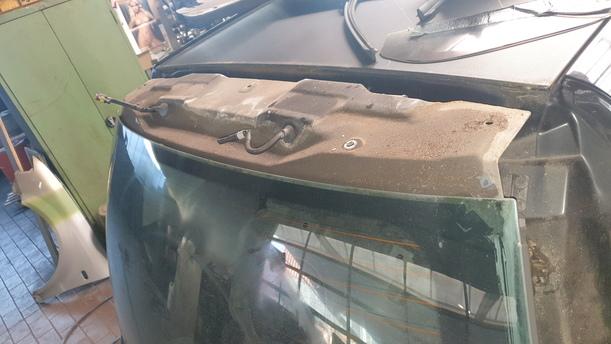 Foto: HECKKLAPPE / HECKDECKEL eines Smart smart forfour