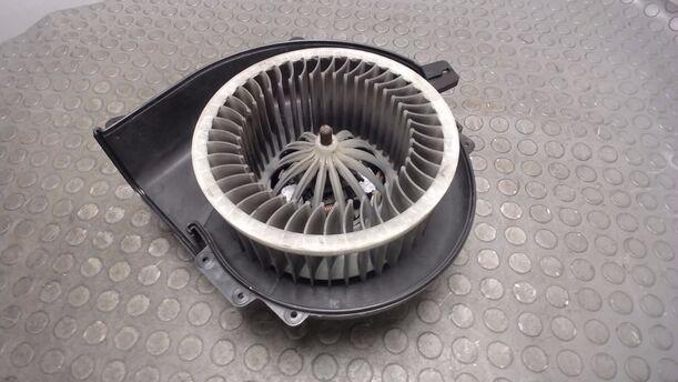 Foto: HEIZUNGSGEBLÄSE eines VW Polo 1.2