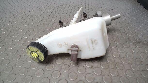 Foto: HAUPTBREMSZYLINDER ( ATE ) eines Peugeot Expert L1H1