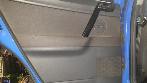 Foto: TÜR HINTEN LINKS eines VW Polo 1.2