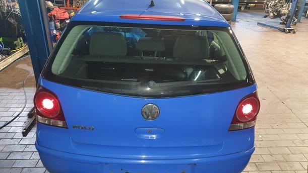Foto: HECKKLAPPE / HECKDECKEL eines VW Polo 1.2
