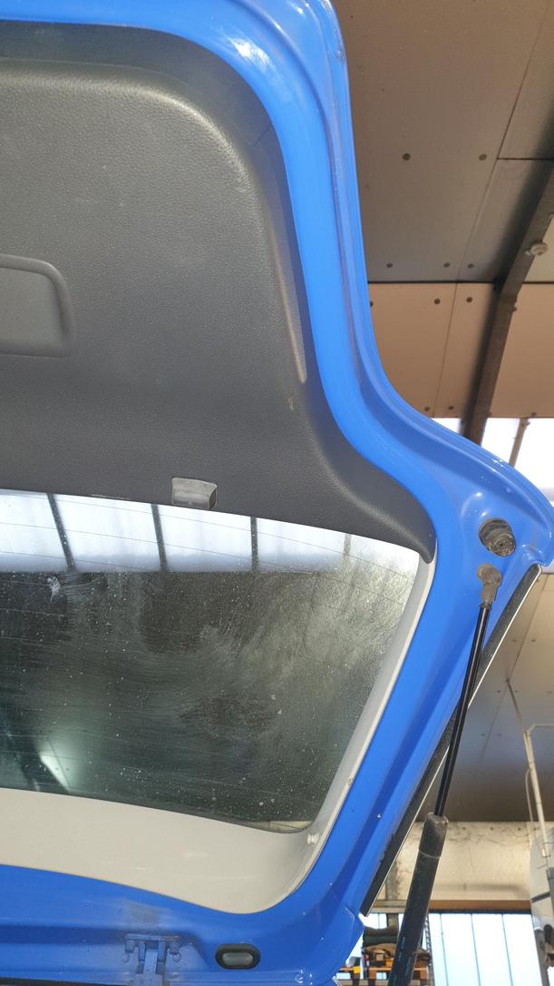 Foto: HECKKLAPPE / HECKDECKEL eines VW Polo 1.2
