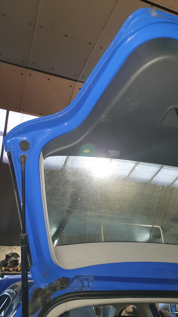 Foto: HECKKLAPPE / HECKDECKEL eines VW Polo 1.2
