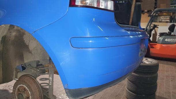 Foto: STOSSFÄNGER / STOSSSTANGE HINTEN ( FACELIFT ) eines VW Polo 1.2