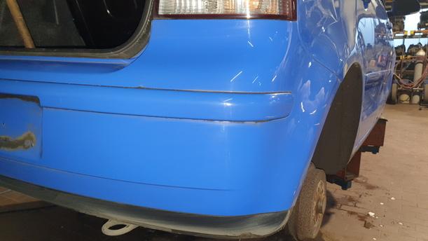 Foto: STOSSFÄNGER / STOSSSTANGE HINTEN ( FACELIFT ) eines VW Polo 1.2