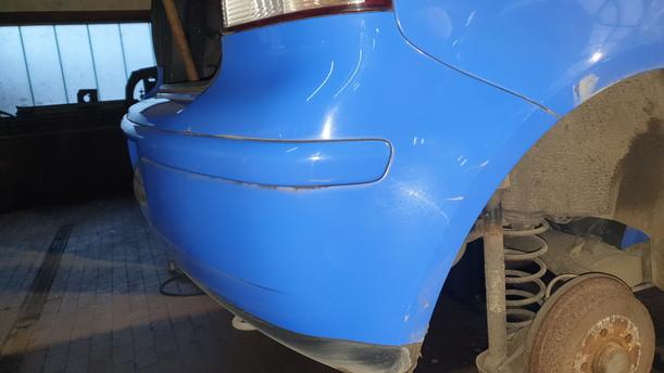 Foto: STOSSFÄNGER / STOSSSTANGE HINTEN ( FACELIFT ) eines VW Polo 1.2