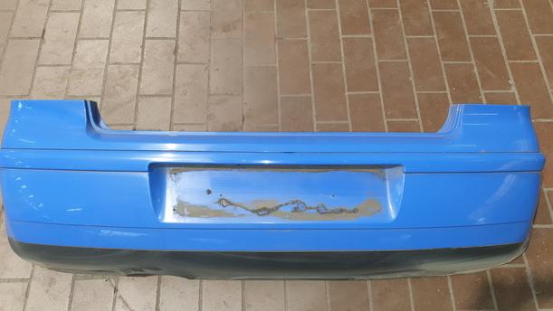 Foto: STOSSFÄNGER / STOSSSTANGE HINTEN ( FACELIFT ) eines VW Polo 1.2