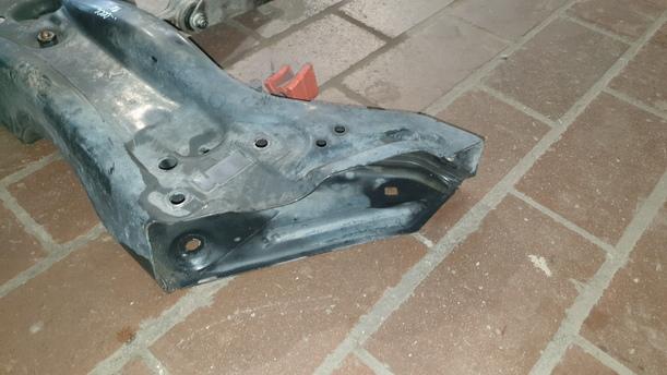 Foto: VORDERACHSE / ACHSE VORN eines VW Polo 1.2