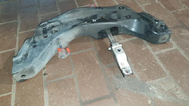 Foto: VORDERACHSE / ACHSE VORN eines VW Polo 1.2