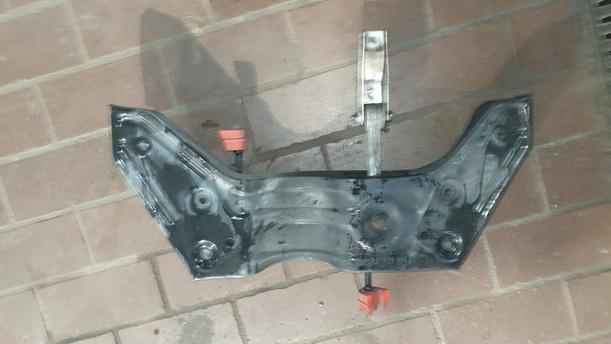 Foto: VORDERACHSE / ACHSE VORN eines VW Polo 1.2