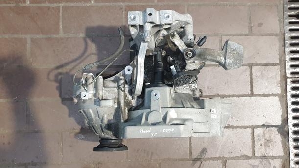 Foto: SCHALTGETRIEBE KJF eines VW Passat Variant 2.0 TDI DPF