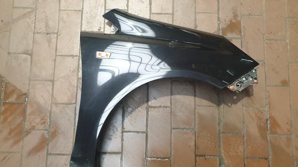 Foto: KOTFLÜGEL RECHTS eines Opel Corsa 1.4 16V
