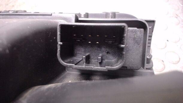 Foto: HANDSCHUHFACH eines VW Polo 1.2