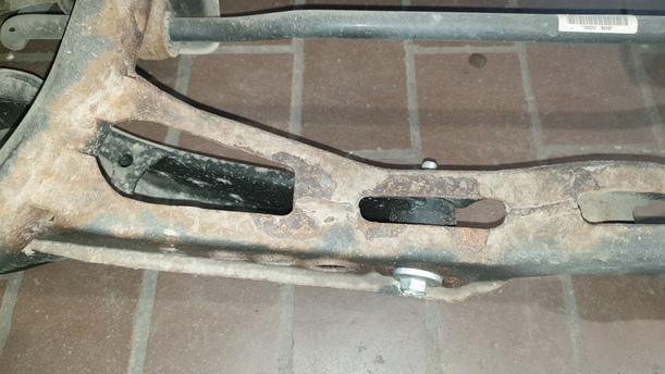 Foto: HINTERACHSE ( VARIANT ) eines VW Passat Variant 2.0 TDI DPF