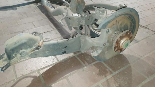 Foto: HINTERACHSE ( VARIANT ) eines VW Passat Variant 2.0 TDI DPF