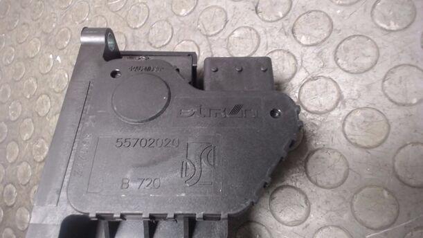 Foto: GASPEDAL eines Opel Corsa 1.4 16V