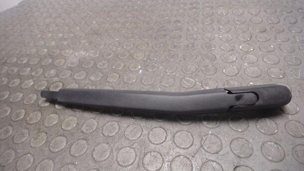 Foto: SCHEIBENWISCHERARM HINTEN eines Opel Corsa 1.4 16V