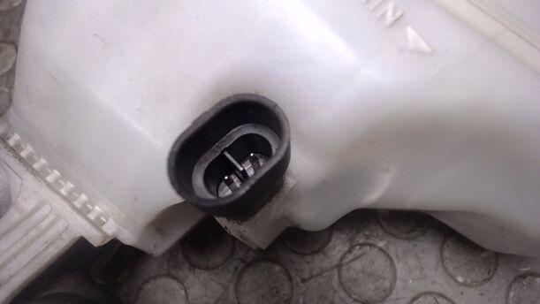 Foto: HAUPTBREMSZYLINDER ( BOSCH ) eines Opel Corsa 1.4 16V