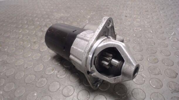 Foto: ANLASSER / STARTER BOSCH eines Opel Corsa 1.4 16V