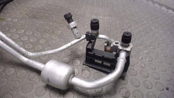 Foto: SCHLAUCH VERDAMPFER / TROCKNERFLASCHE eines Opel Corsa 1.4 16V
