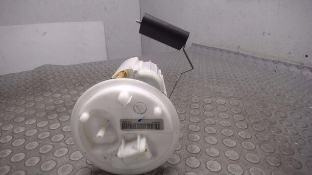 Foto: KRAFTSTOFFPUMPE eines Opel Corsa 1.4 16V