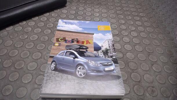 Foto: BEDIENUNGSANLEITUNG eines Opel Corsa 1.4 16V