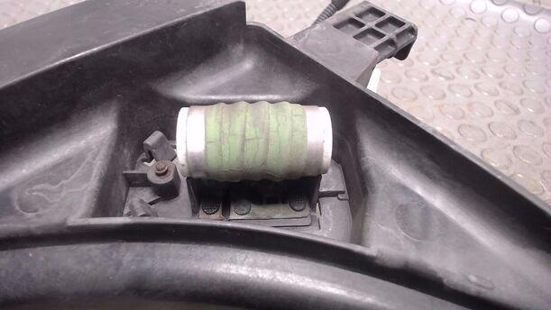 Foto: ELEKTROLÜFTER eines Opel Corsa 1.4 16V