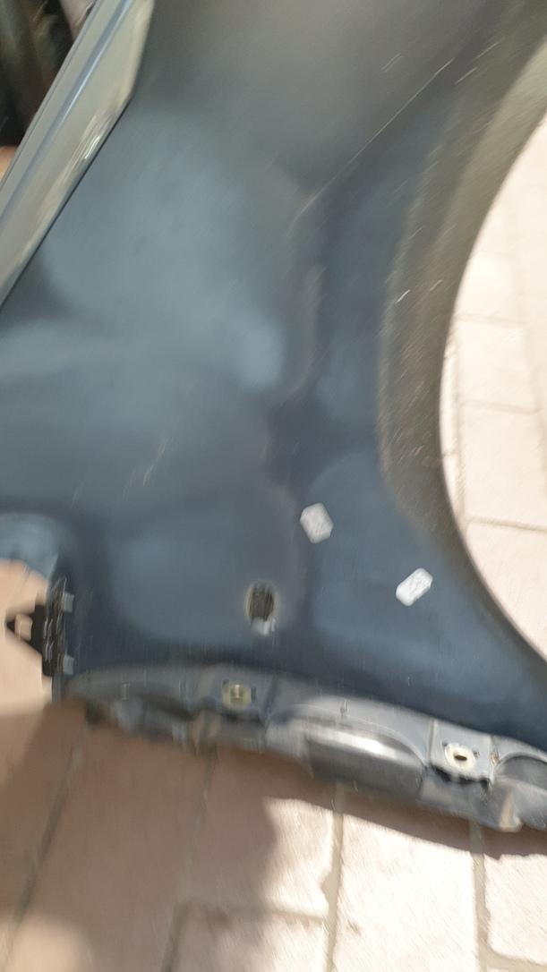 Foto: KOTFLÜGEL LINKS eines Mercedes-Benz A 160 L