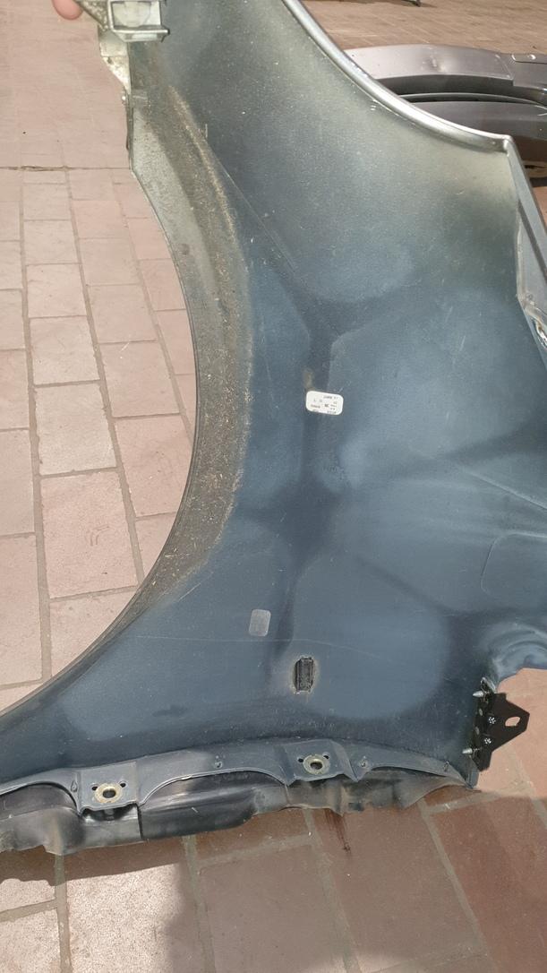 Foto: KOTFLÜGEL RECHTS eines Mercedes-Benz A 160 L