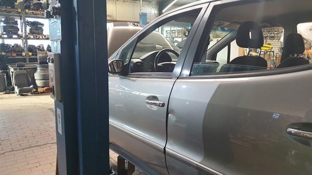 Foto: TÜR VORNE LINKS eines Mercedes-Benz A 160 L