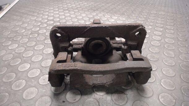 Foto: BREMSSATTEL HINTEN LINKS eines Mercedes-Benz A 160 L GL