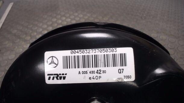 Foto: BREMSKRAFTVERSTÄRKER eines Mercedes-Benz A 160 L GL