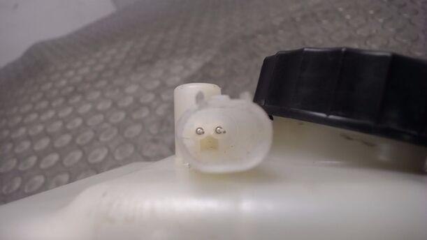 Foto: HAUPTBREMSZYLINDER ( LUCAS ) eines Mercedes-Benz A 160 L GL