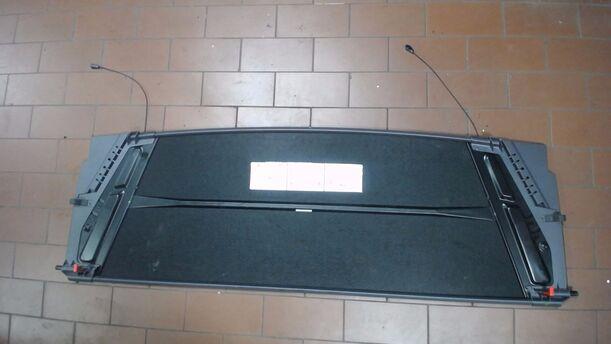 Foto: LADERAUMABDECKUNG eines Mercedes-Benz A 160 L GL