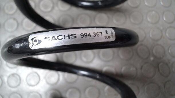 Foto: HINTERFEDER/ FEDER HINTEN ( SACHS ) eines VW Passat Variant 2.0 TDI DPF GL