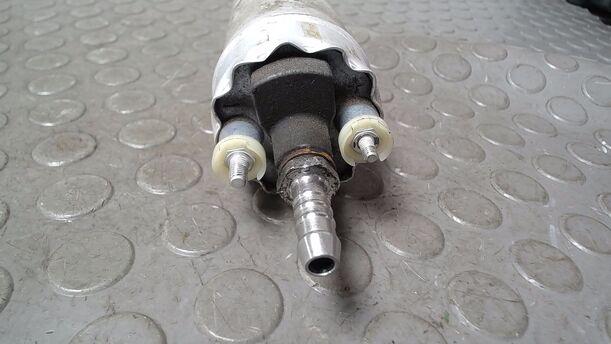 Foto: KRAFTSTOFFPUMPE eines VW Passat Variant 2.0 TDI DPF GL