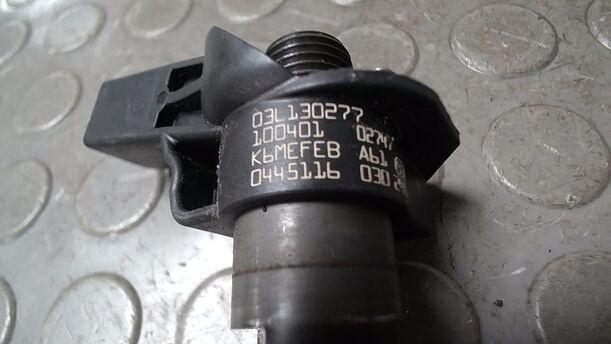 Foto: DIESELEINSPRITZDÜSE/ INJEKTOR eines VW Passat Variant 2.0 TDI DPF GL