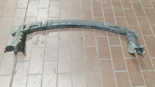 Foto: VERSTÄRKUNG VORNE eines Lancia Phedra 2.2 Multijet 16v DPF GL