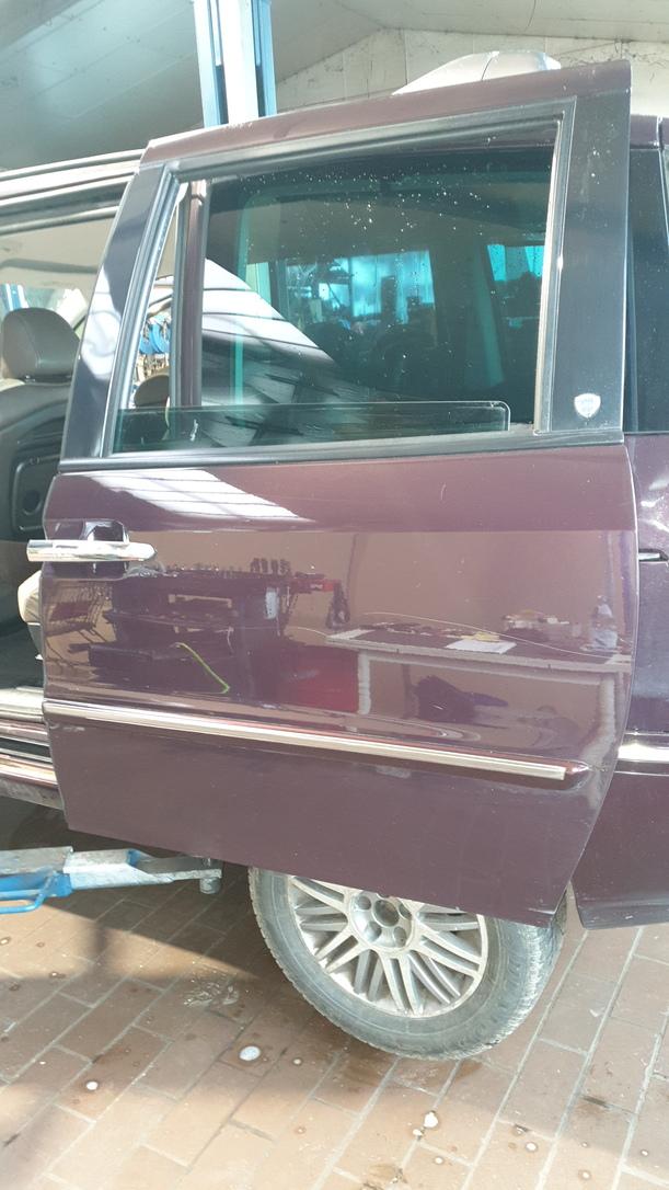 Foto: SCHIEBETÜR LINKS eines Lancia Phedra 2.2 Multijet 16v DPF GL
