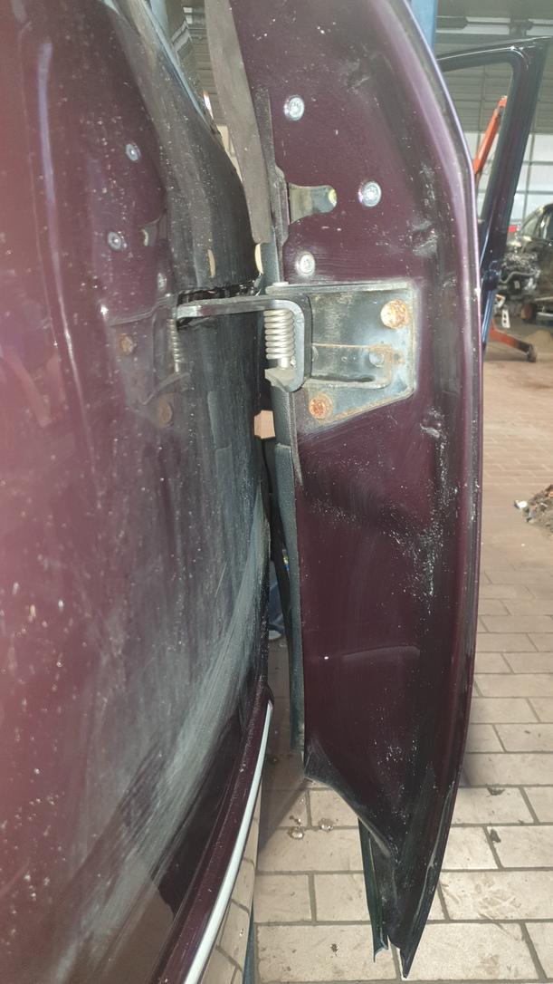 Foto: SCHIEBETÜR RECHTS eines Lancia Phedra 2.2 Multijet 16v DPF GL