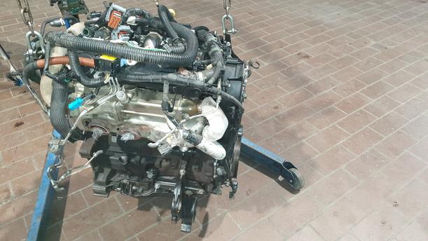 Foto: MOTOR ( 4001370 ) eines Lancia Phedra 2.2 Multijet 16v DPF GL
