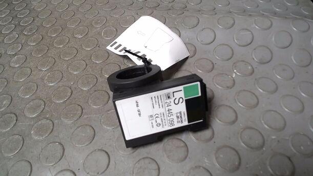Foto: LESESPULE ( ENTHEIRATET ) eines Opel Corsa 1.2 16V GL