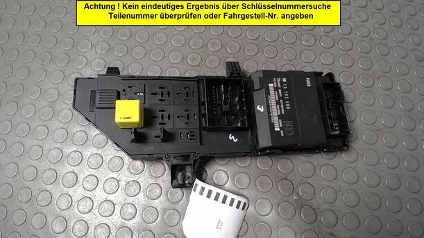 Foto: BODY CONTROL MODUL / BCM ( ZURÜCKGESETZT ) eines Opel Vectra 1.9 CDTI Caravan GL