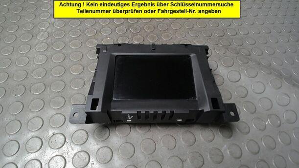 Foto: DISPLAY/ BILDSCHIRM ( ENTHEIRATET ) eines Opel Zafira 1.9 CDTI GL