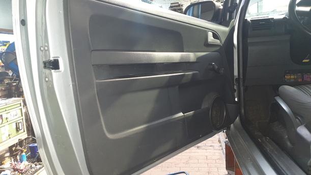Foto: TÜR LINKS eines VW Fox 1.2 GL