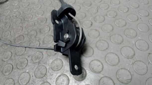 Foto: MOTOR SCHIEBETÜR LINKS eines Lancia Phedra 2.2 Multijet 16v DPF GL